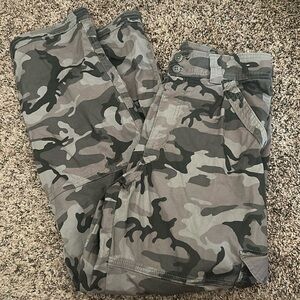 Abercrombie Cargo Camo Pants